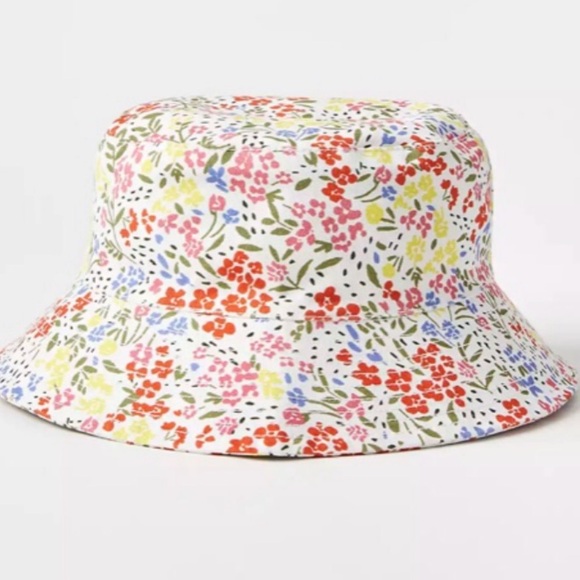 LOFT Accessories - LOFT Floral Bucket Hat. One size. NWOT.